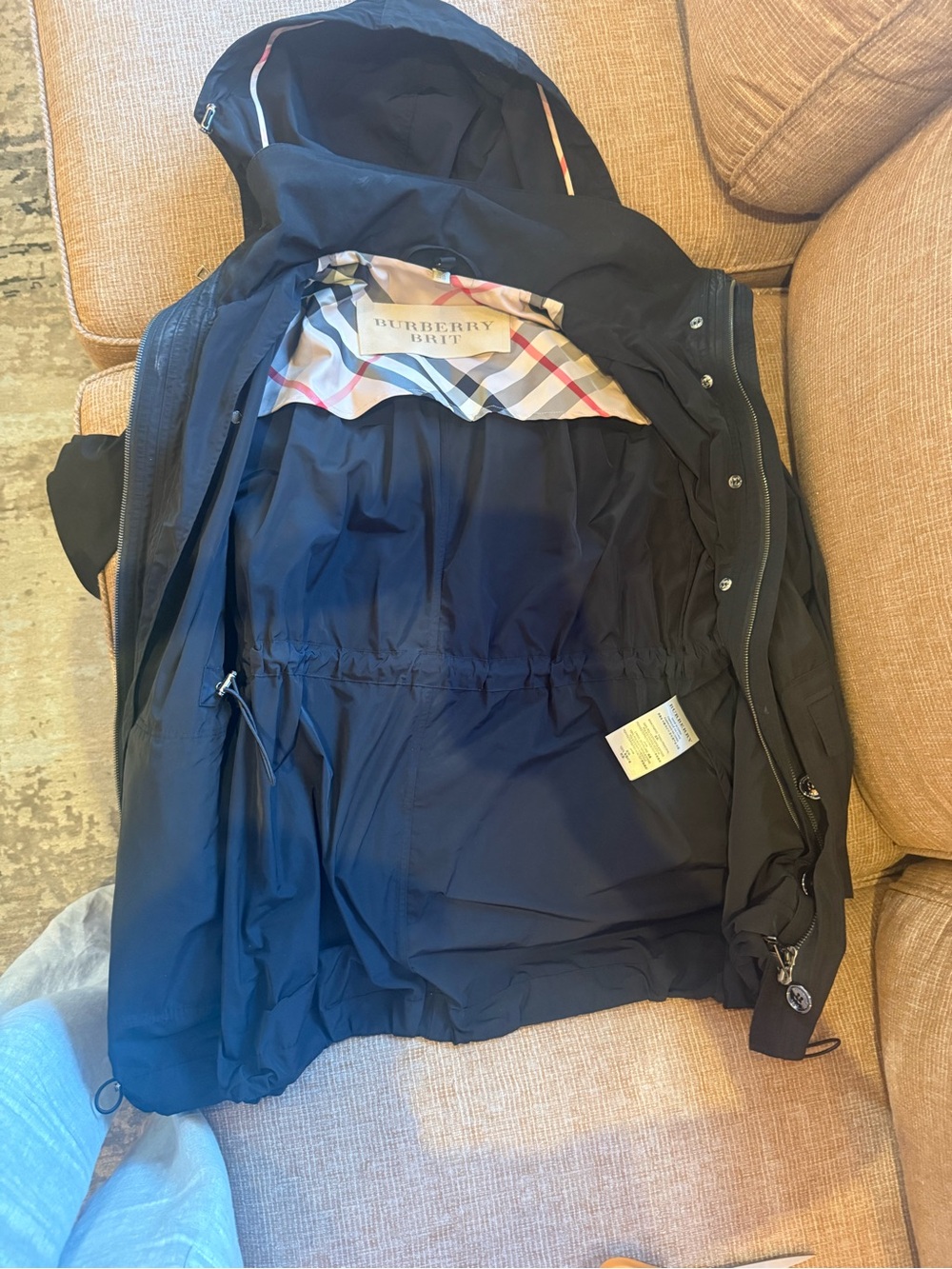 Burberry Black Hooded Raincoat with Signature Check Trim - Picture 4 of 13